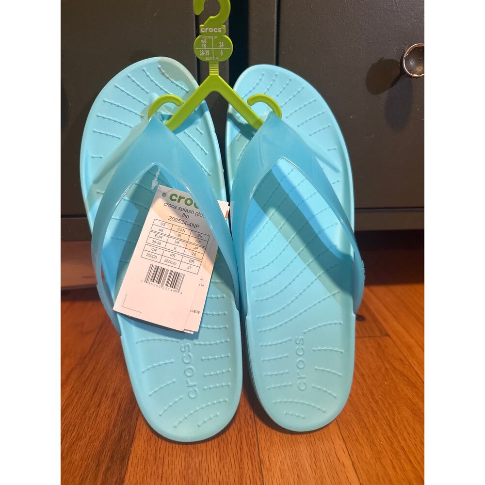 NEW Crocs Splash Glossy Flip Flops Women's Size 8 Lightweight Comfort Sandals